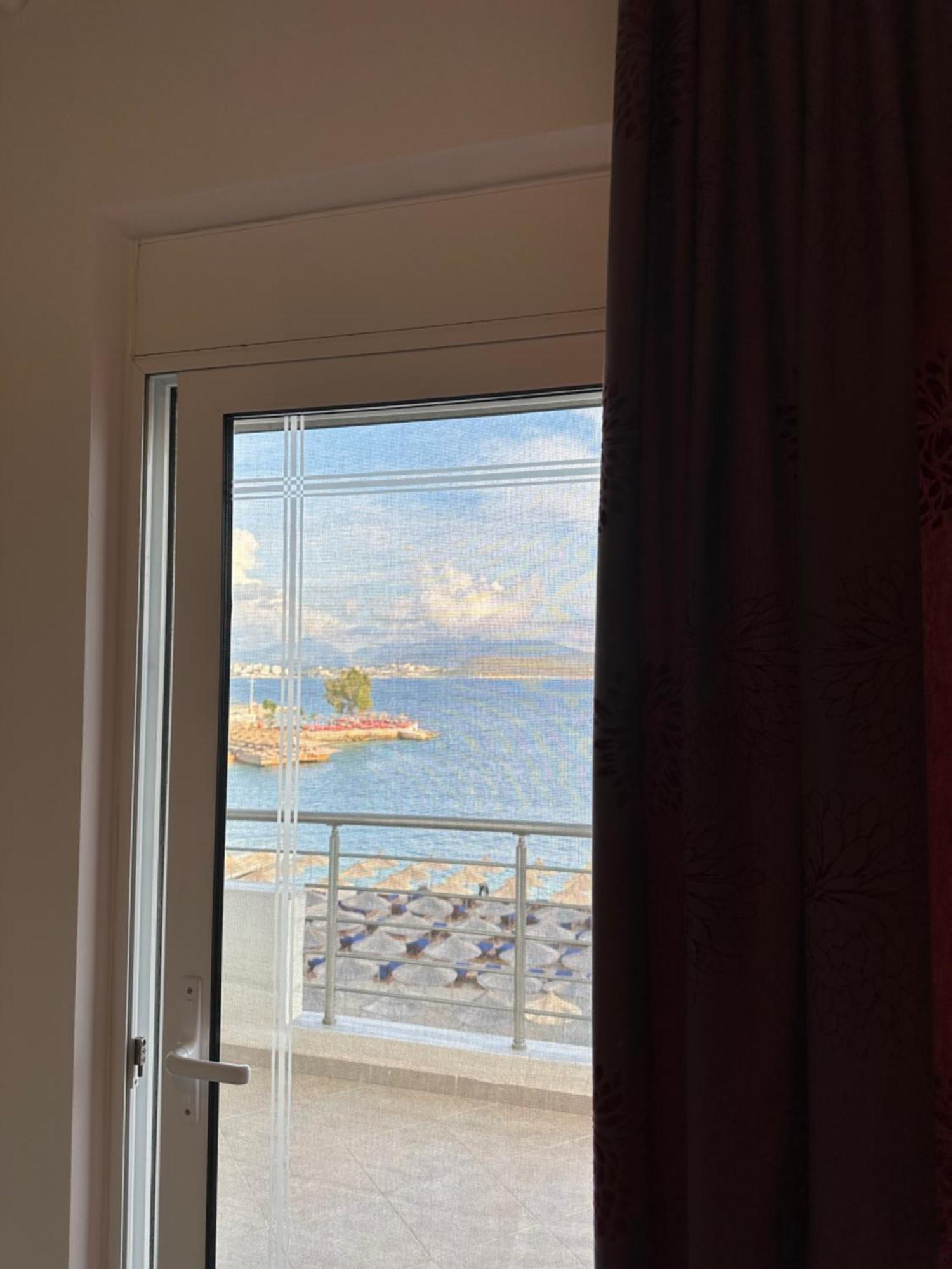 Aqua Apartments Seaview Sarande Exterior photo