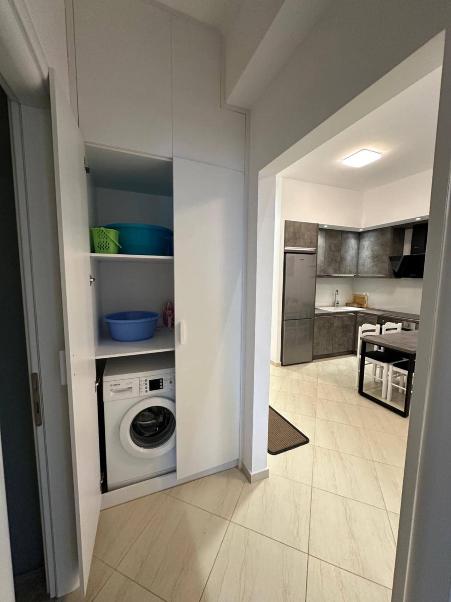 Aqua Apartments Seaview Sarande Exterior photo